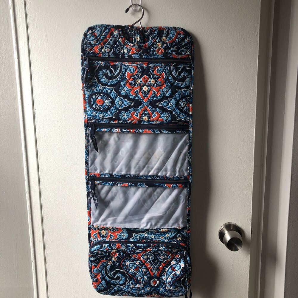 Vera Bradley hanging Toiletry Travel Bag